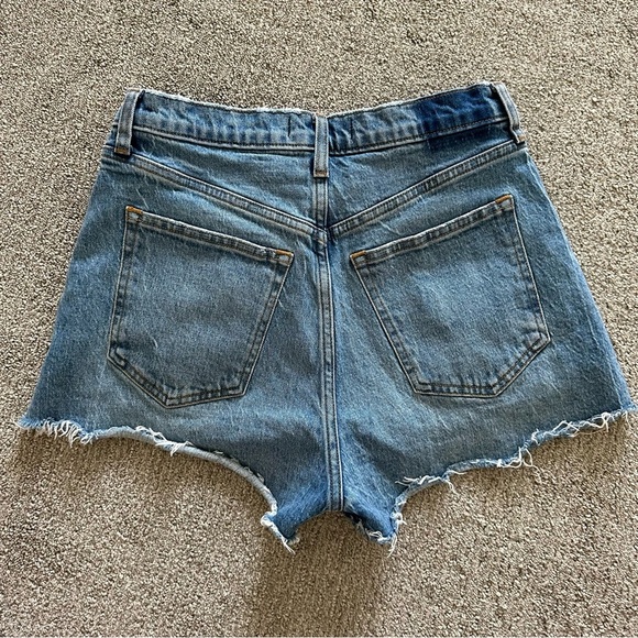 Abercrombie & Fitch The Mom Short High Curve Love - Size 28/6 - Picture 3 of 7